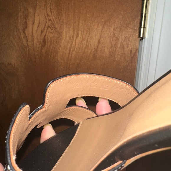 Hermes Oran Sandals - Picture 4 of 5